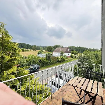 Mit 2 Schlafzimmern, Kueche Und Balkon, Nahe A2 * Apelern